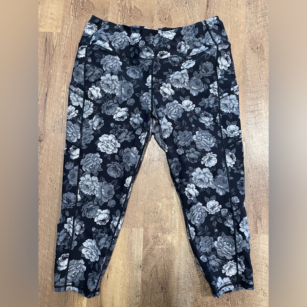Torrid leggings